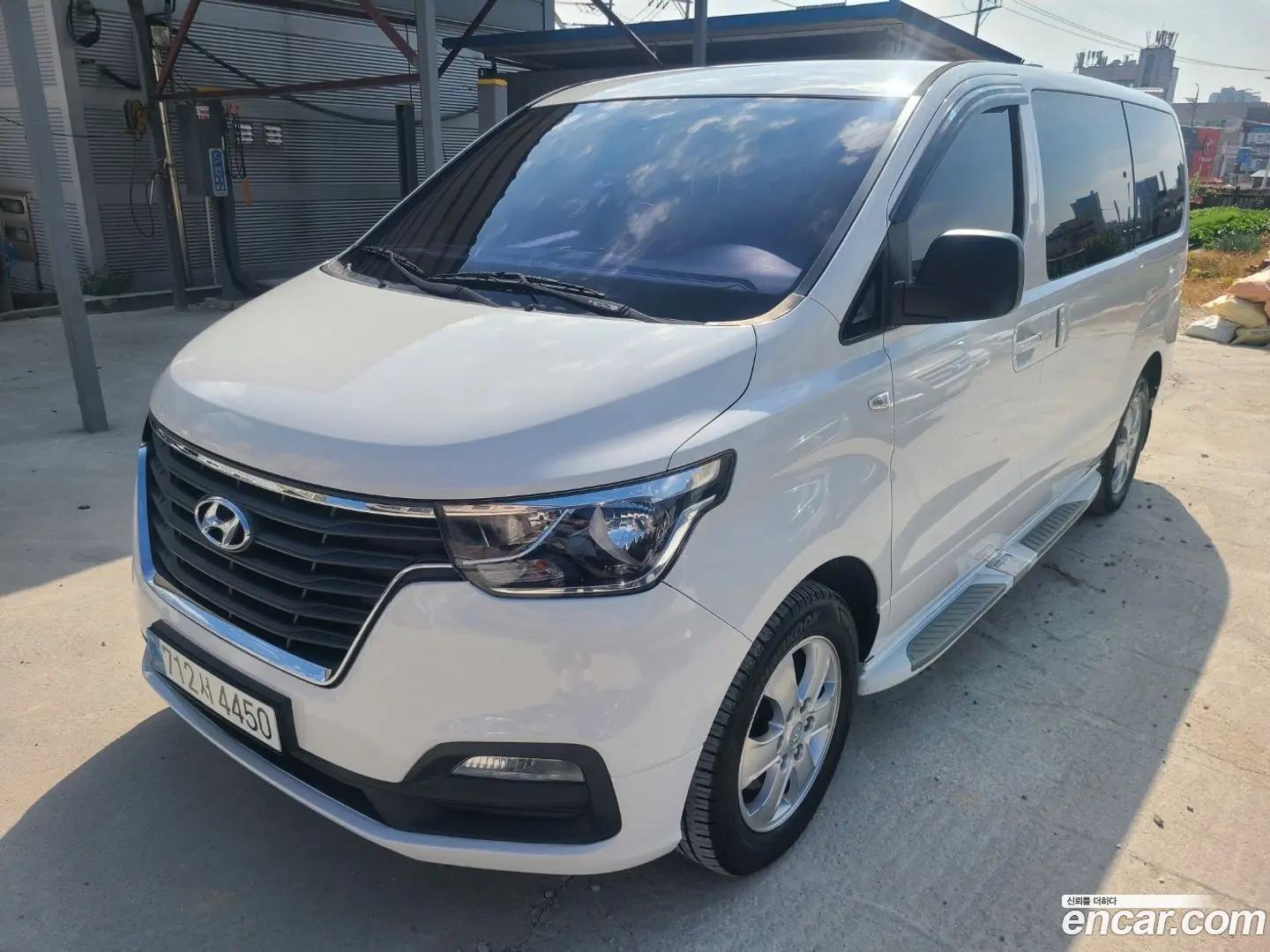 Main__Slider__Photo:Starex Hyundai 2019.7-1