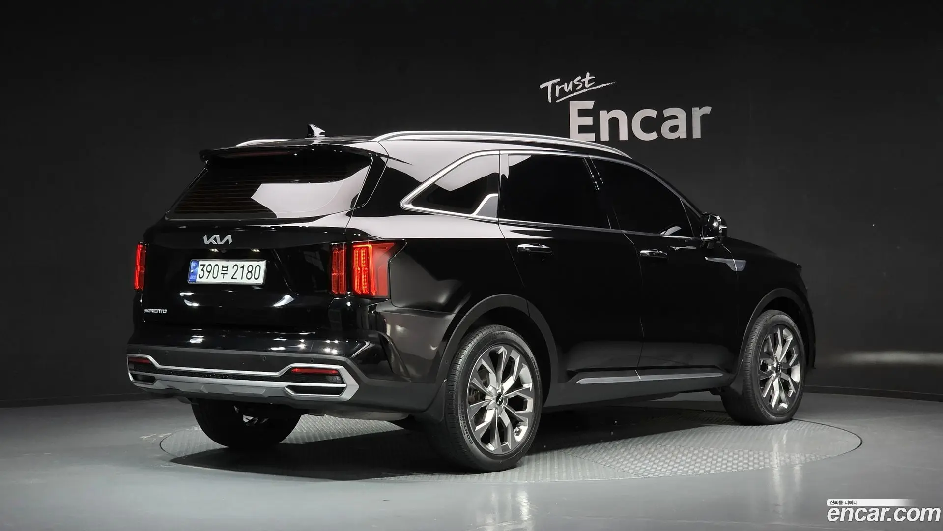 Main__Slider__Photo:Sorento Kia 2023.5-1