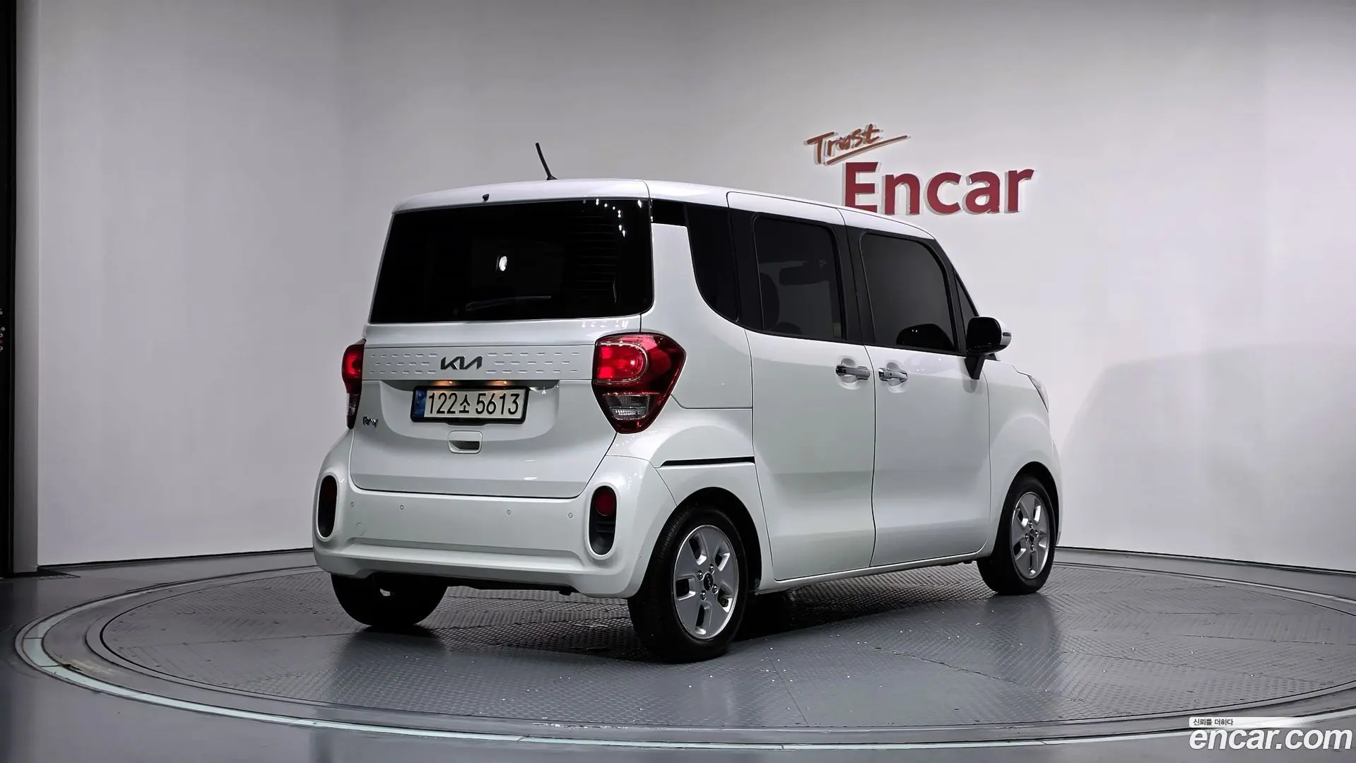 Main__Slider__Photo:RAY Kia 2022.7-1