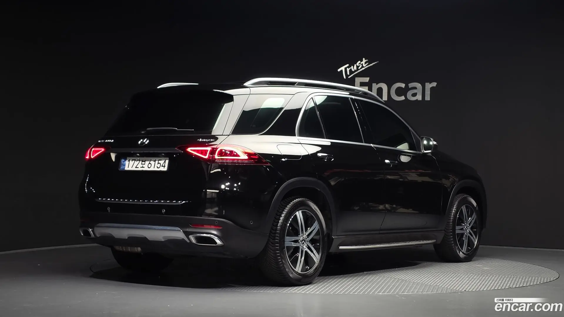 Main__Slider__Photo:GLE-Class Mercedes-Benz 2020.7-1