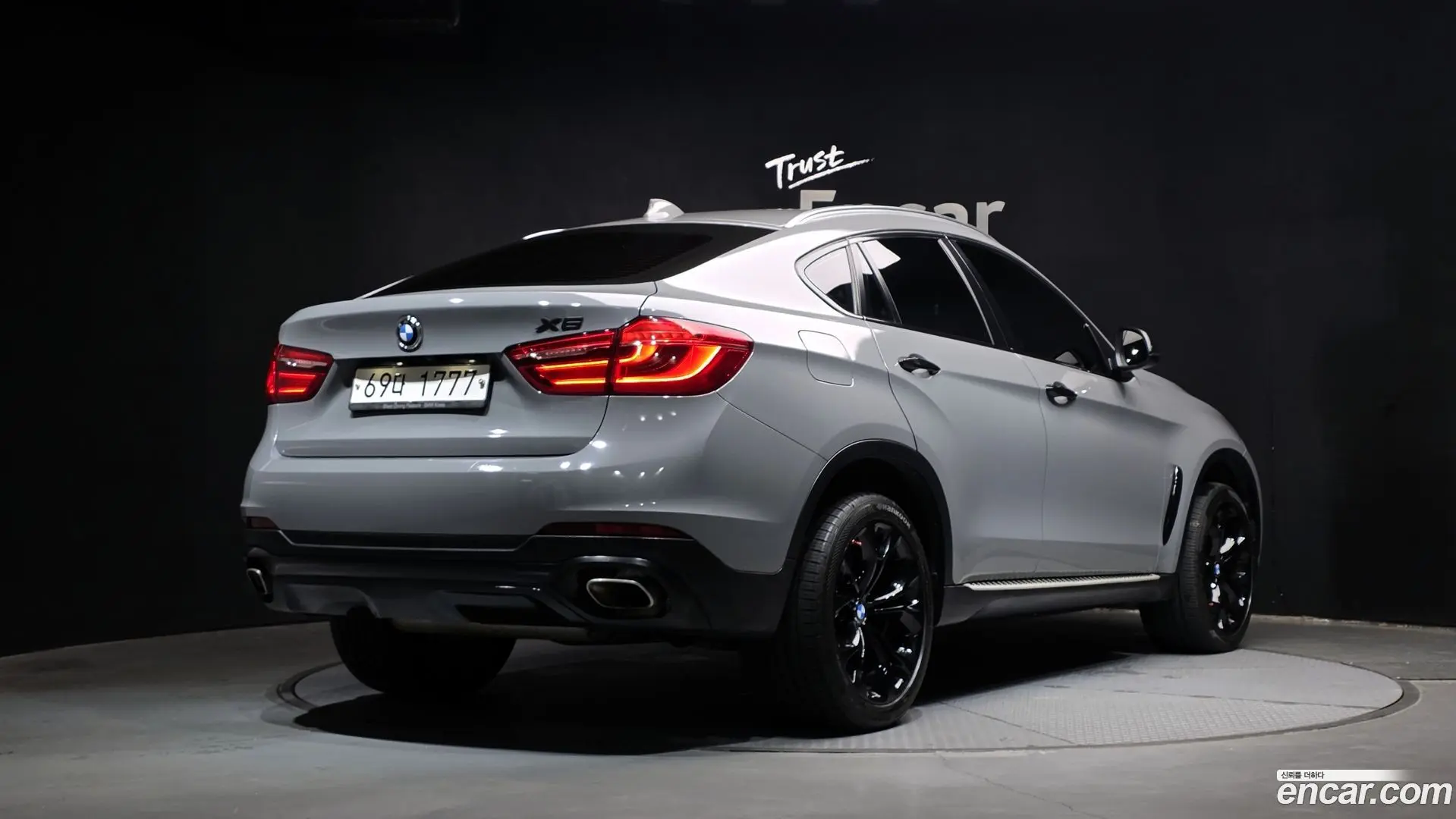Main__Slider__Photo:X6 BMW 2018.4-1