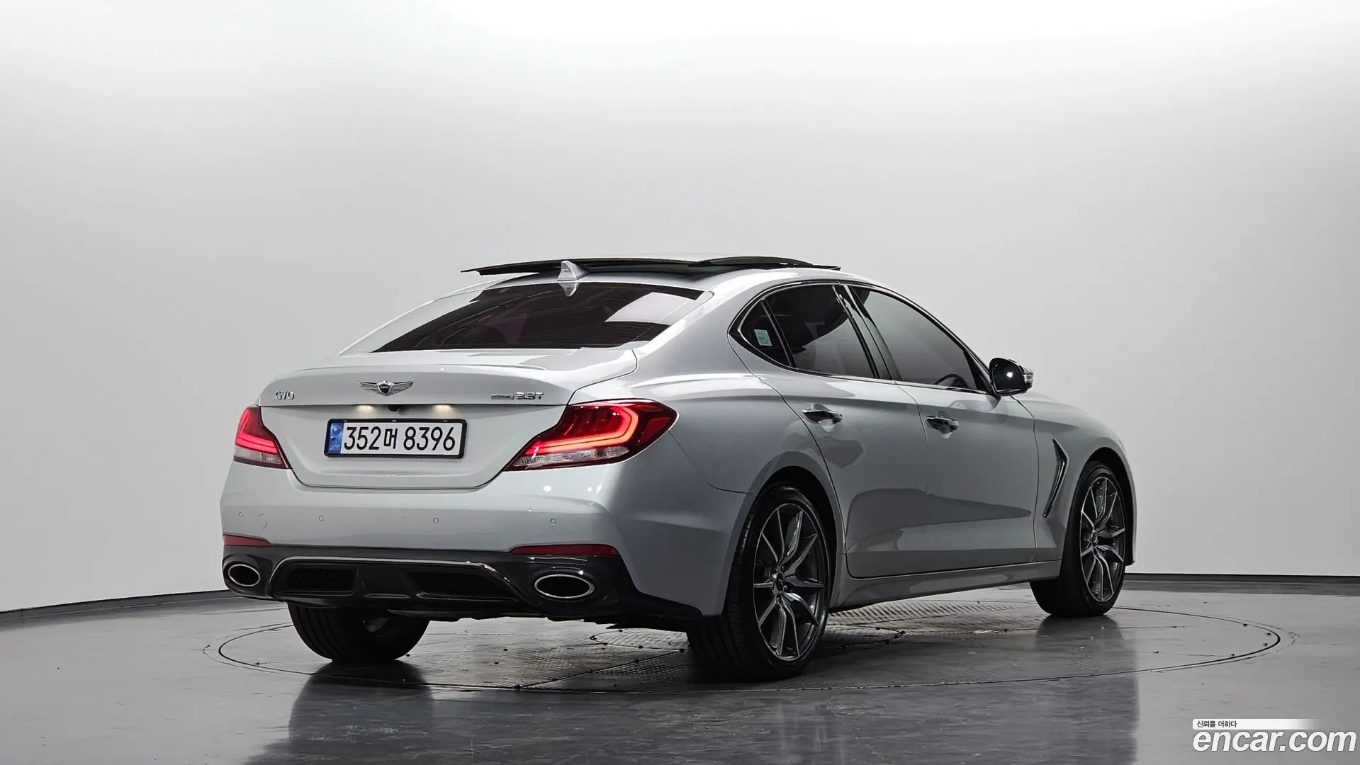 Main__Slider__Photo:G70 Genesis 2018.3-1