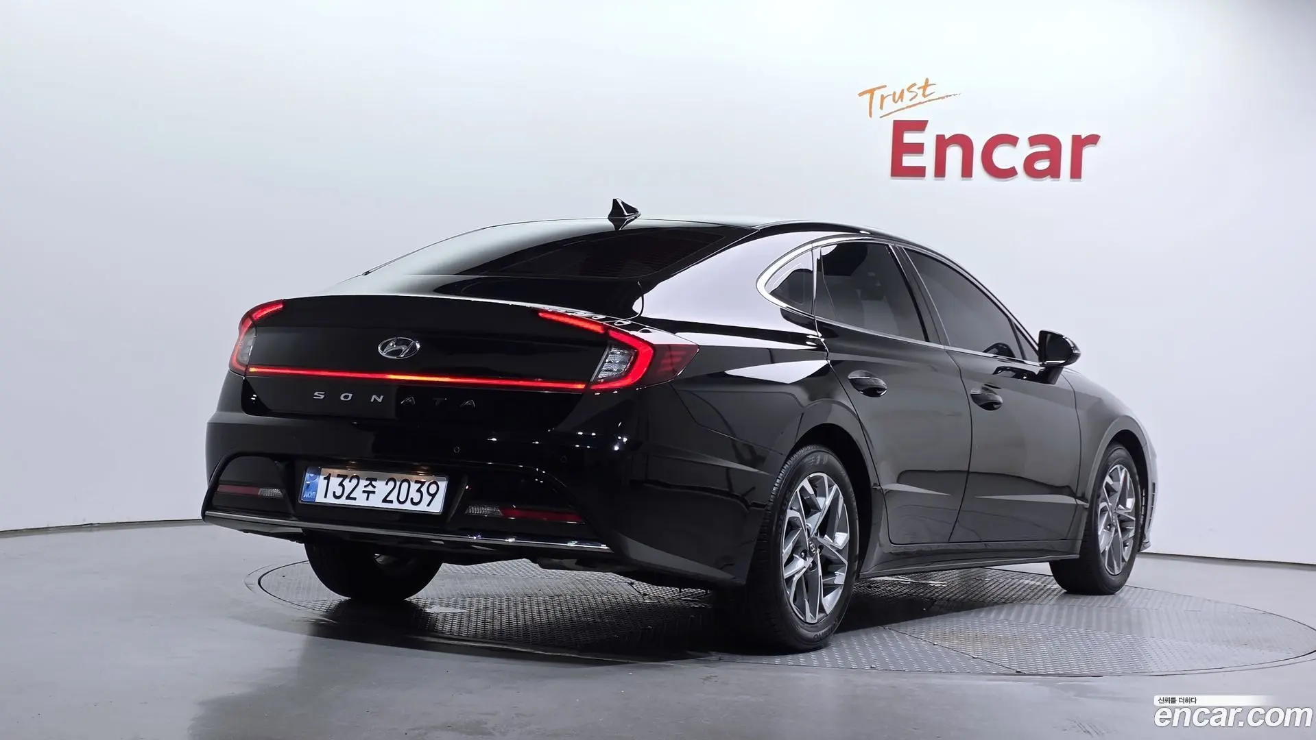 Main__Slider__Photo:Sonata Hyundai 2022.8-1