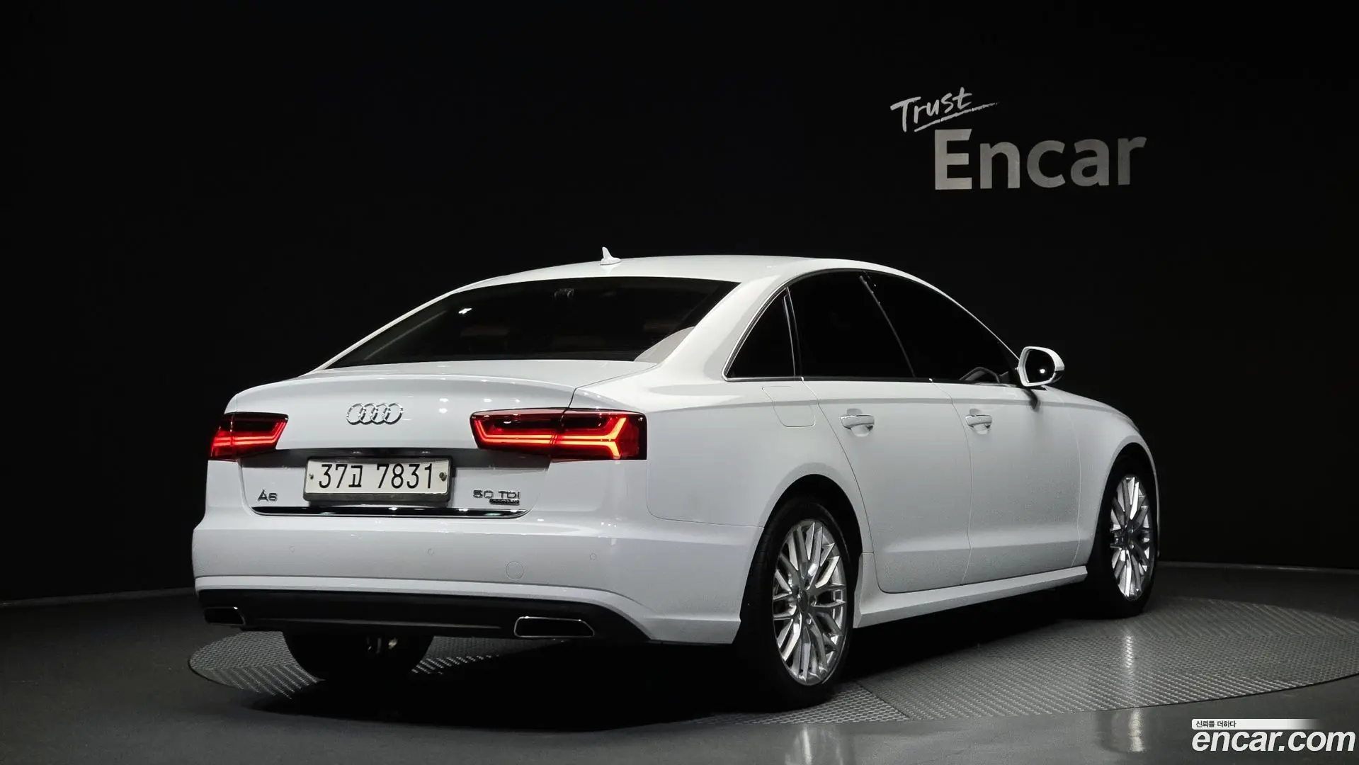 Main__Slider__Photo:A6 Audi 2015.7-1