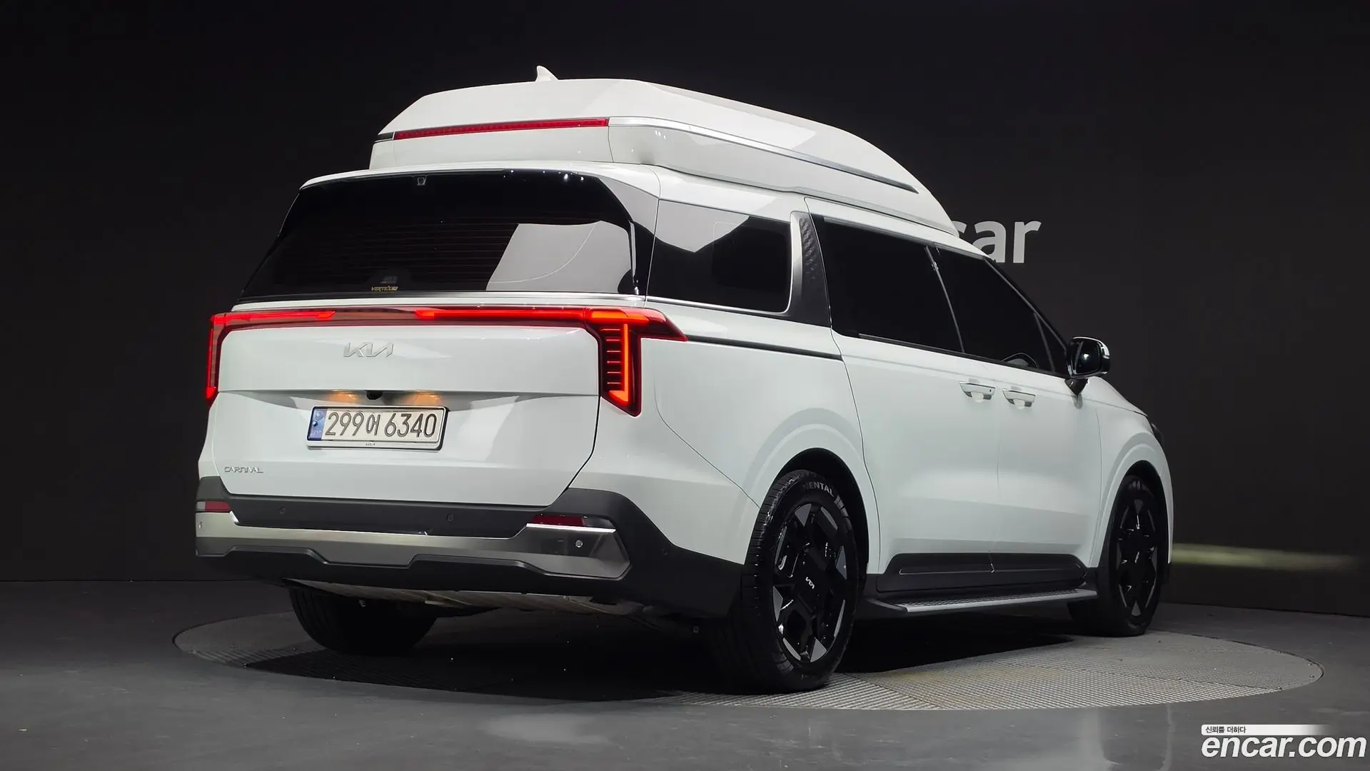 Main__Slider__Photo:Canival Kia 2024.7-1