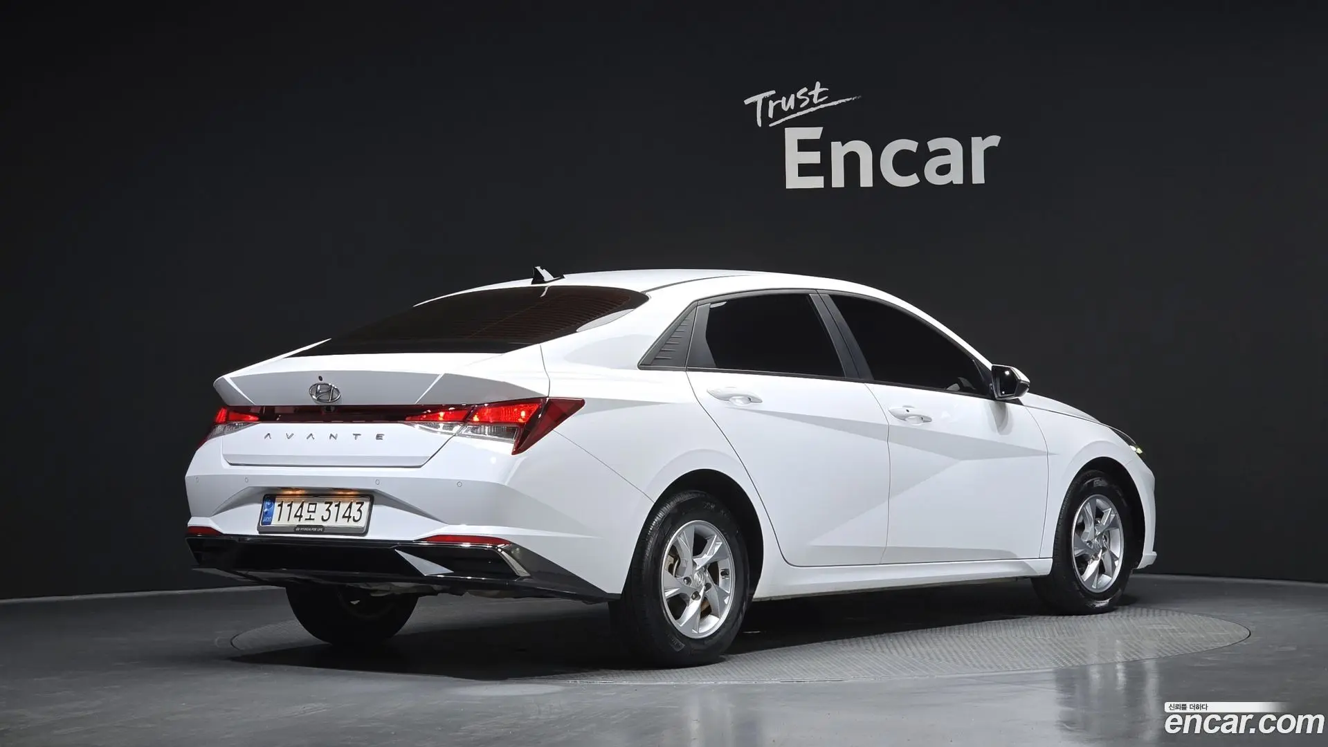 Main__Slider__Photo:AVANTE Hyundai 2021.0-1