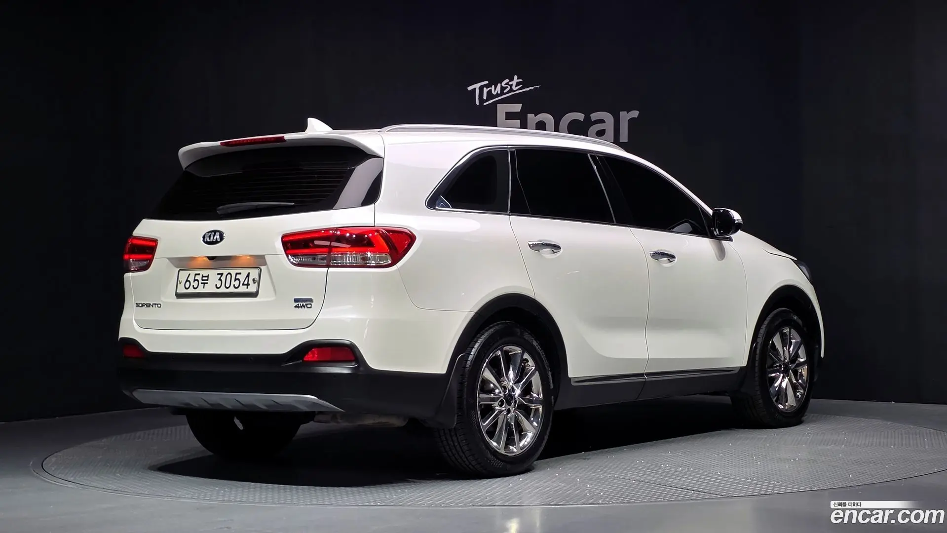 Main__Slider__Photo:Sorento Kia 2017.3-1