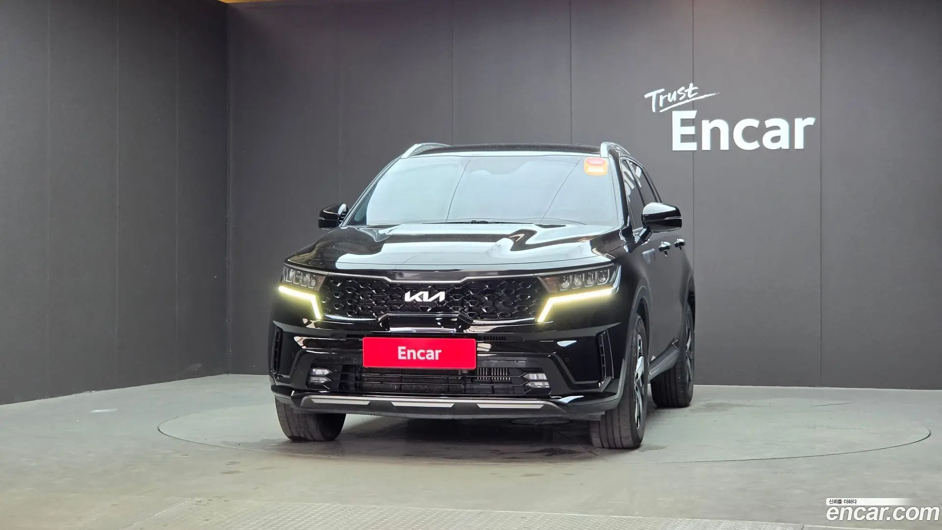 Main__Slider__Photo:Sorento Kia 2021.9-1