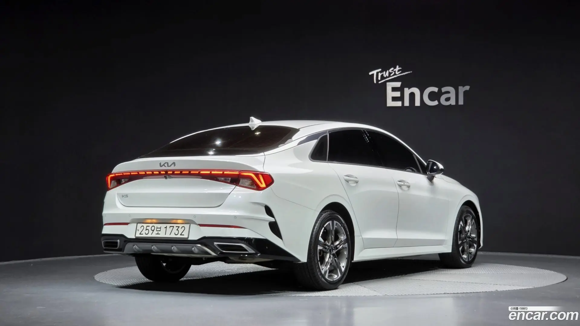Main__Slider__Photo:K5 Kia 2022.9-1