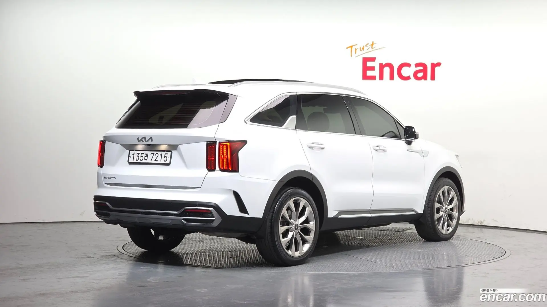Main__Slider__Photo:Sorento Kia 2022.11-1