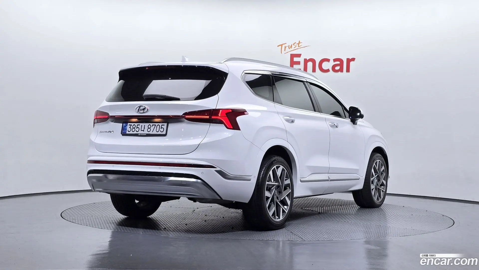 Main__Slider__Photo:Santafe Hyundai 2020.10-1