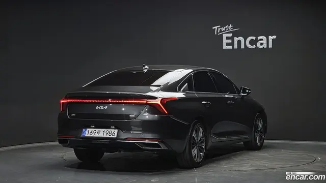 Main__Slider__Photo:K8 Kia 2021.9-1