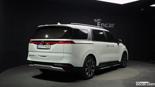 Main__Slider__Photo:Canival Kia 2020.11-1