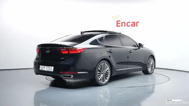 Main__Slider__Photo:K7 Kia 2018.4-1