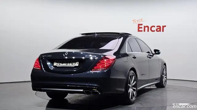 Main__Slider__Photo:S-Class Mercedes-Benz 2015.11-1