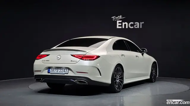 Main__Slider__Photo:CLS-Class Mercedes-Benz 2020.4-1