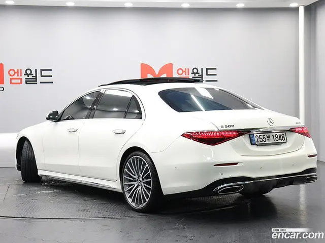 Main__Slider__Photo:S-Class Mercedes-Benz 2023.1-1