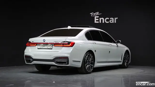 Main__Slider__Photo:7-Series BMW 2020.0-1