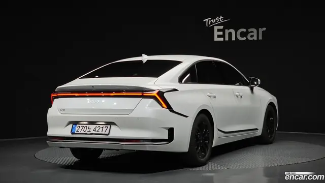 Main__Slider__Photo:K8 Kia 2025.2-1