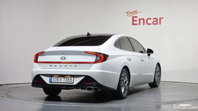 Main__Slider__Photo:Sonata Hyundai 2022.5-1