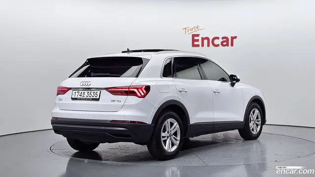 Main__Slider__Photo:Q3 Audi 2020.11-1