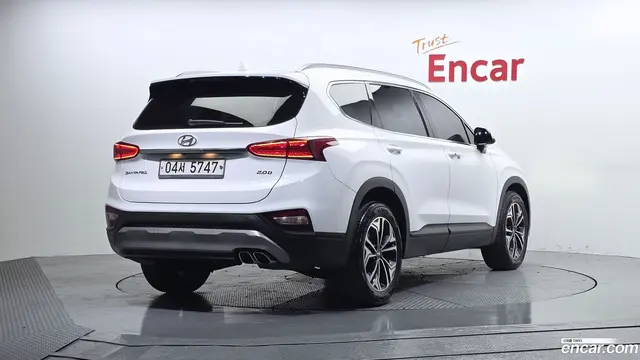 Main__Slider__Photo:Santafe Hyundai 2019.1-1