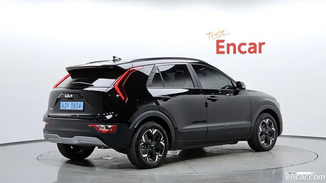 Main__Slider__Photo:Niro Kia 2023.3-1