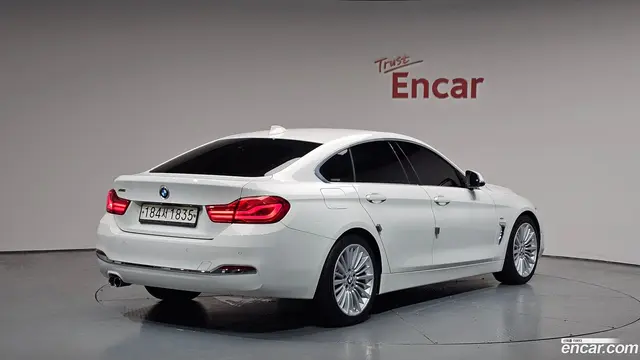 Main__Slider__Photo:4-Series BMW 2018.7-1