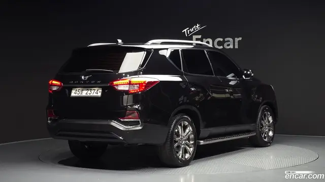 Main__Slider__Photo:Rexton KG Mobility 2018.4-1