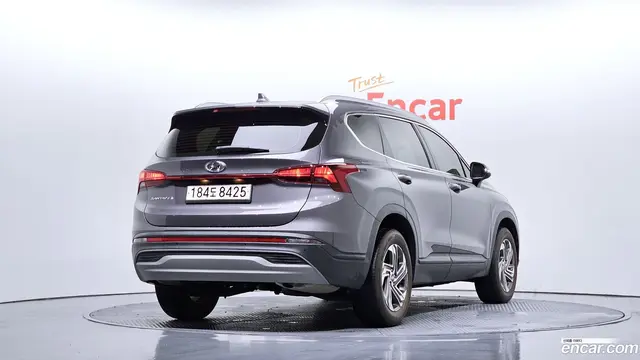Main__Slider__Photo:Santafe Hyundai 2022.8-1