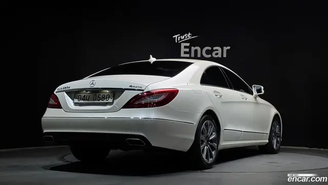 Main__Slider__Photo:CLS-Class Mercedes-Benz 2016.5-1
