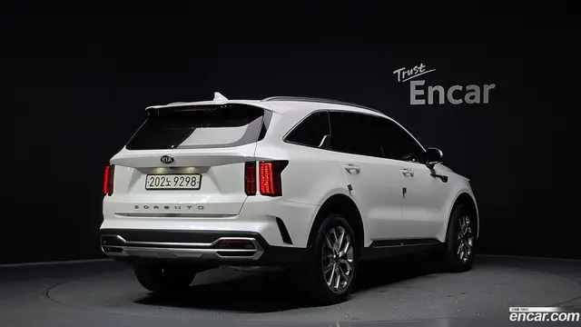 Main__Slider__Photo:Sorento Kia 2020.4-1