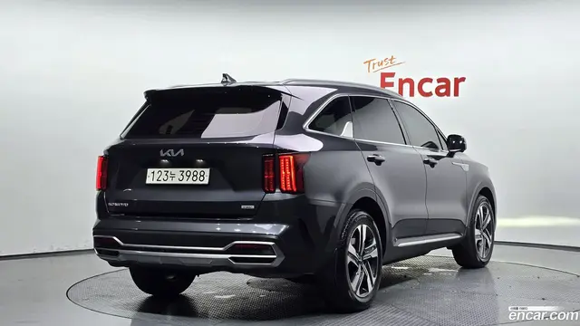 Main__Slider__Photo:Sorento Kia 2023.5-1