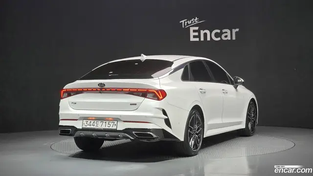 Main__Slider__Photo:K5 Kia 2020.1-1