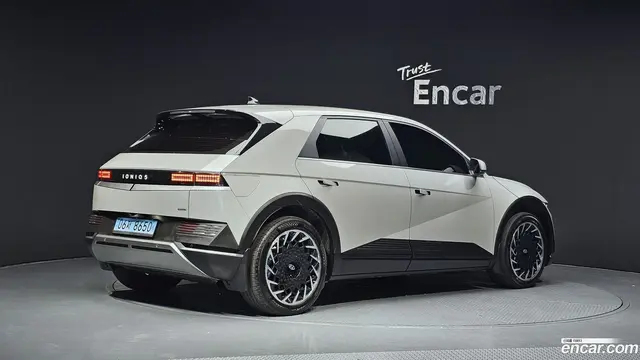 Main__Slider__Photo:Ioniq5 Hyundai 2022.10-1