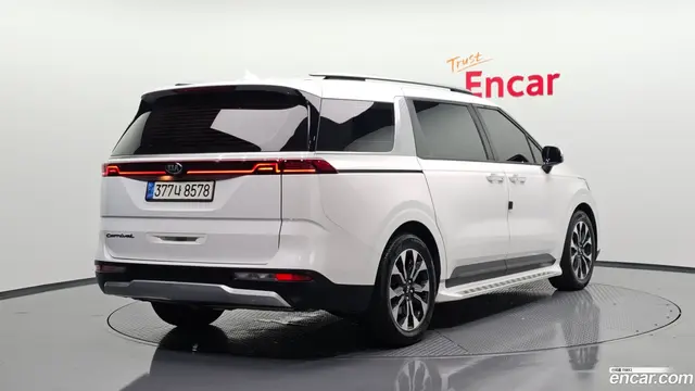 Main__Slider__Photo:Canival Kia 2021.3-1
