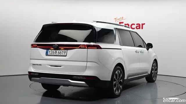 Main__Slider__Photo:Canival Kia 2021.0-1