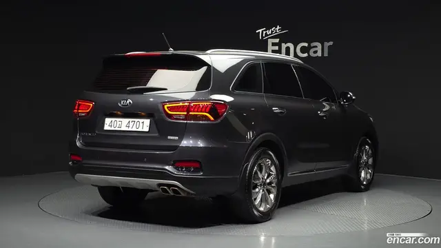 Main__Slider__Photo:Sorento Kia 2017.9-1