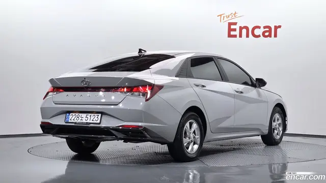 Main__Slider__Photo:AVANTE Hyundai 2022.6-1