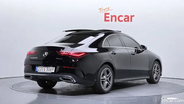 Main__Slider__Photo:CLA-Class Mercedes-Benz 2024.5-1