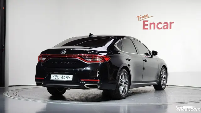 Main__Slider__Photo:Grandeur Hyundai 2019.3-1