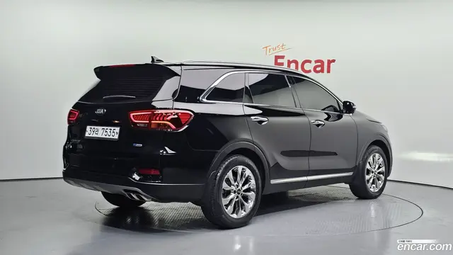 Main__Slider__Photo:Sorento Kia 2018.10-1