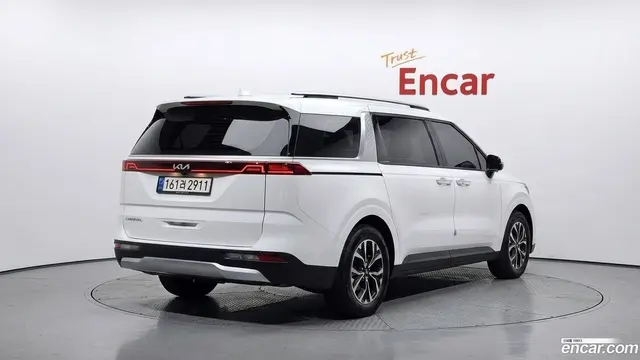 Main__Slider__Photo:Canival Kia 2022.0-1