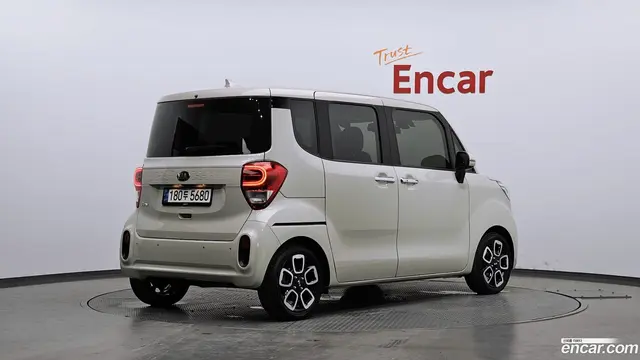 Main__Slider__Photo:RAY Kia 2021.5-1