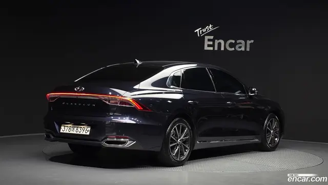 Main__Slider__Photo:Grandeur Hyundai 2020.2-1