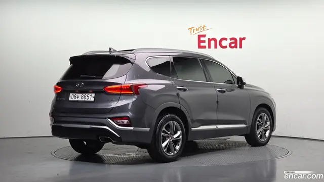 Main__Slider__Photo:Santafe Hyundai 2018.9-1