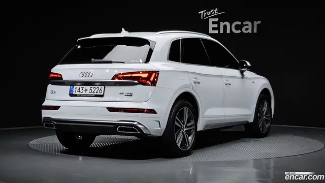 Main__Slider__Photo:Q5 Audi 2022.7-1
