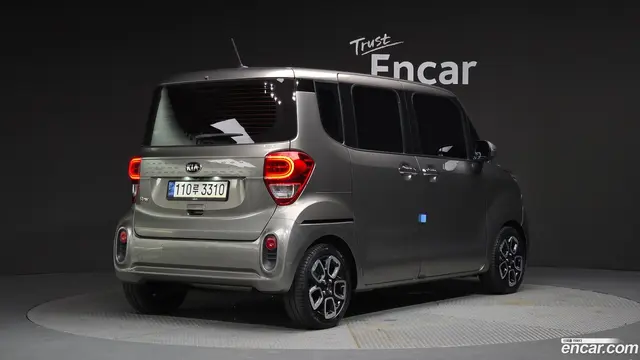 Main__Slider__Photo:RAY Kia 2018.4-1