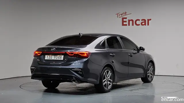 Main__Slider__Photo:K3 Kia 2018.3-1