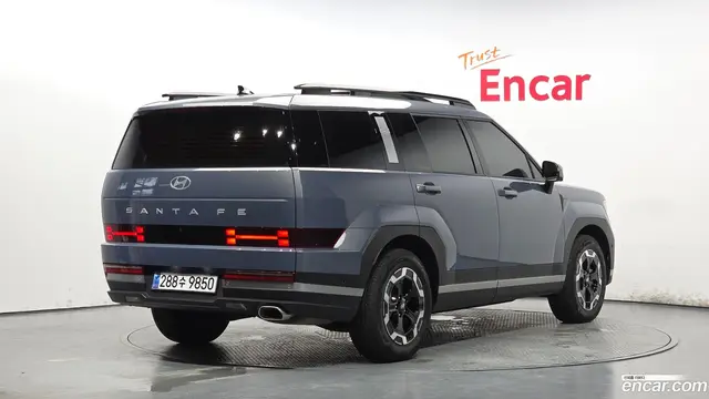 Main__Slider__Photo:Santafe Hyundai 2025.4-1